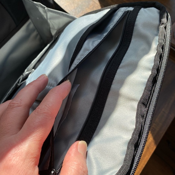 Oakley Backpack - Picture 7 of 13